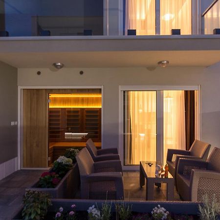Guest House Petra Trogir Exterior photo
