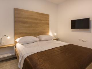 Guest House Petra Trogir Exterior photo